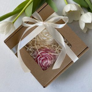 Atmos Home boxy zestawy prezentowe naturalne swiece sojowe na prezent zapachowe Piwonie ozdobne wolnostojace handmade ombre rozowe