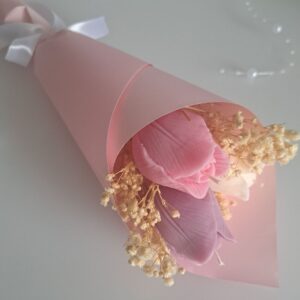 Bukiet ze Świecami Sojowymi na Patyku - Zapachowe Tulipany z Gipsówką