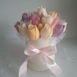 Candle Flower Box ze Świec Sojowych Zapachowych - Bukiet Tulipanów